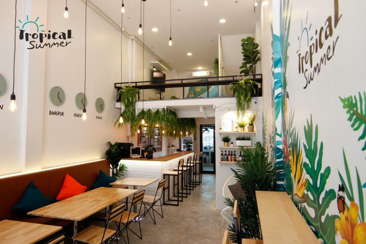 Tropical Summer Hostel Bangkok Exterior photo